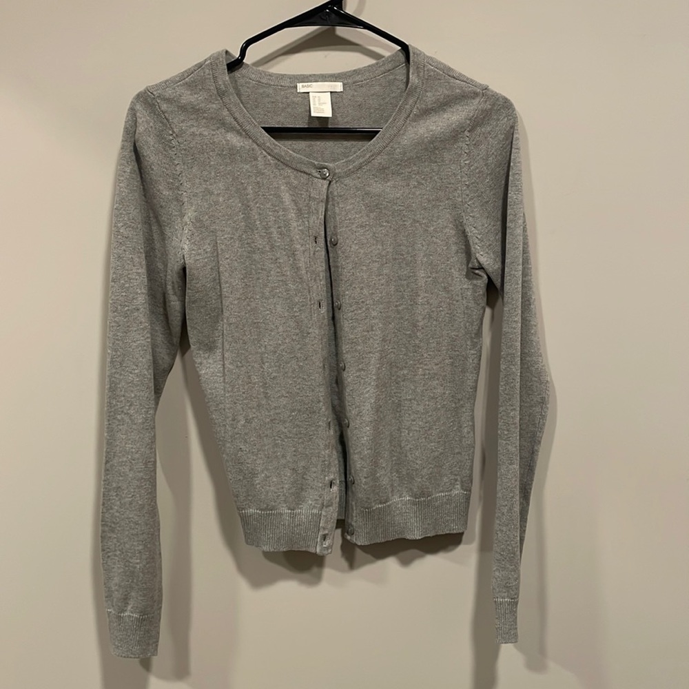 H&M gray crew neck cardigan
